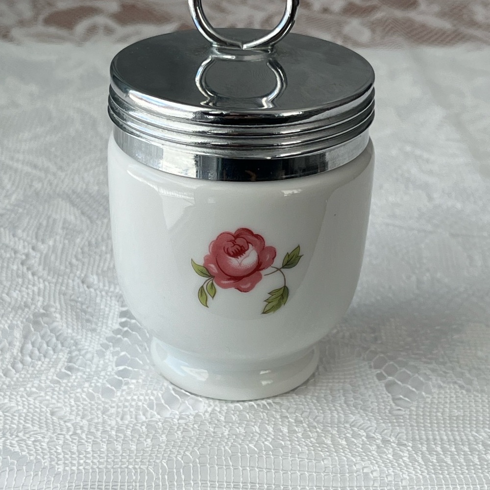 Royal Worcester England Porcelain Single Egg Coddler with Floral Details - Picture 3 of 9